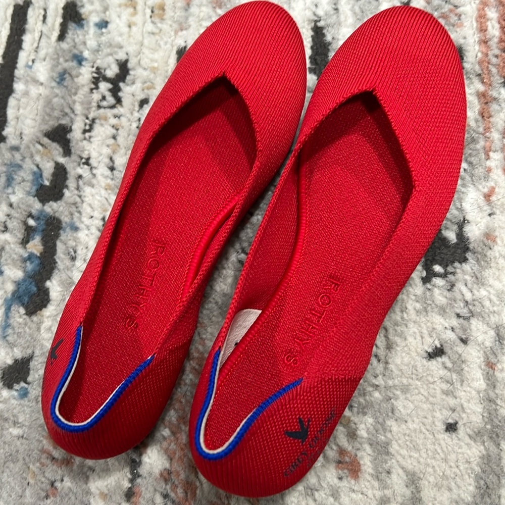 Rothy's The Flat Red Round Toe Women's Size 7 Classic Washable Ballet Flat NWOT